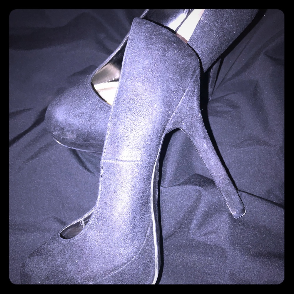 6 inch suede pump